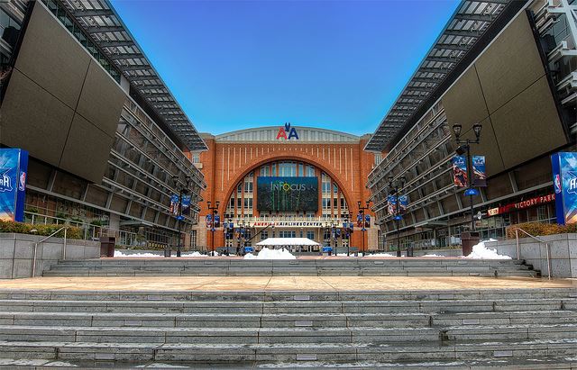 American Airlines Center  Architecture for Non Majors